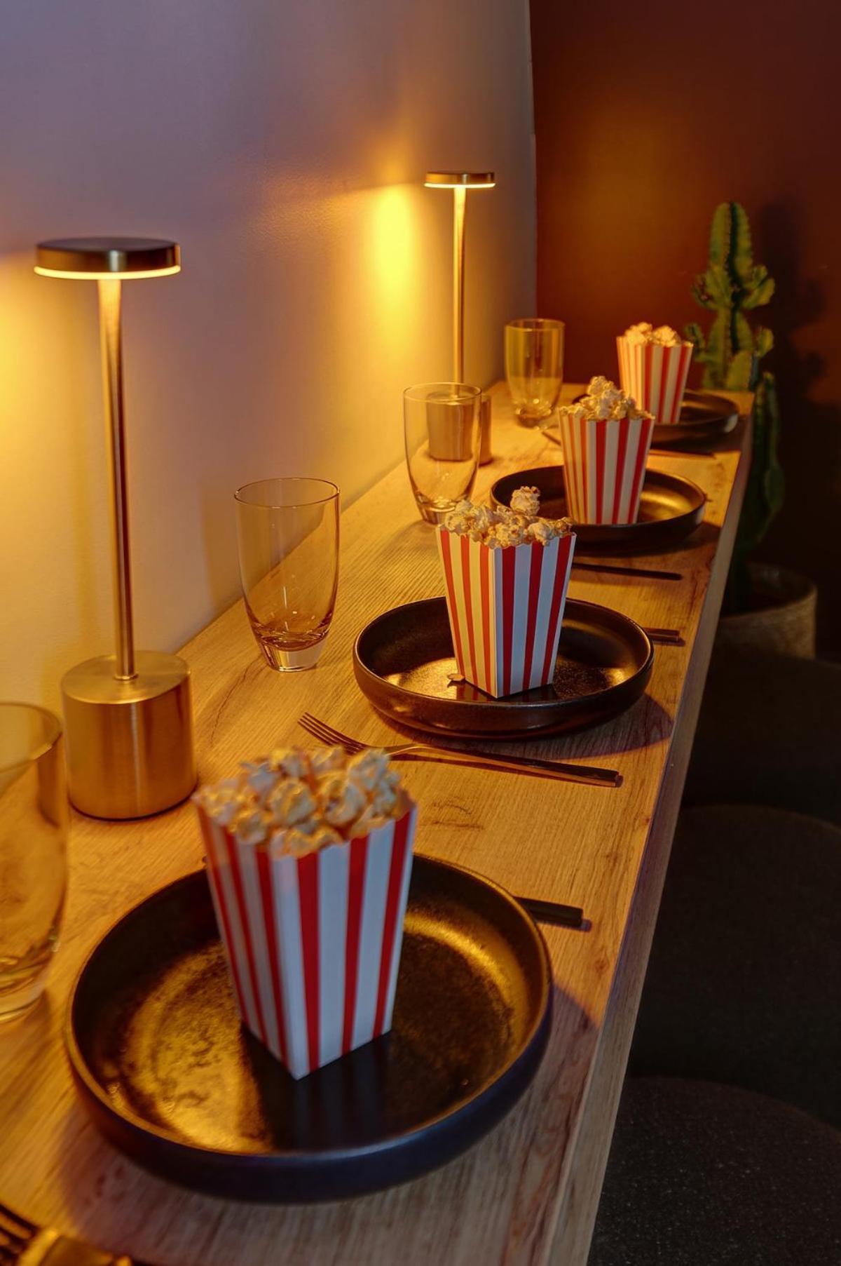 Sacre Coeur, Netflix & Chill By Ecoflats